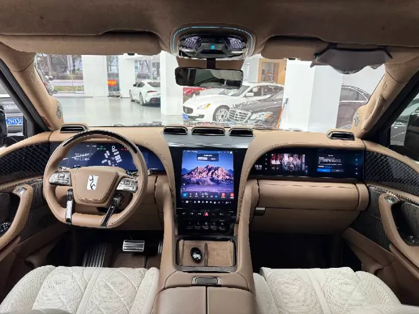 2023 YangWang U8 2.0T 272HP L4 REEV 49.05KWH,autocango,china used car exporter,china ev exporter,chinese used car exporter,chinese used ev exporter