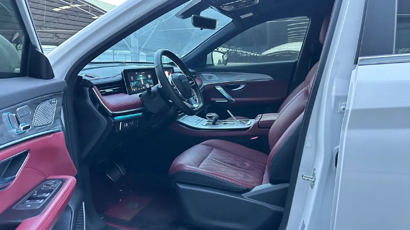 2023 Jetour X70 Plus 1.6T 197HP L4 7DCT,autocango,china used car exporter,china ev exporter,chinese used car exporter,chinese used ev exporter