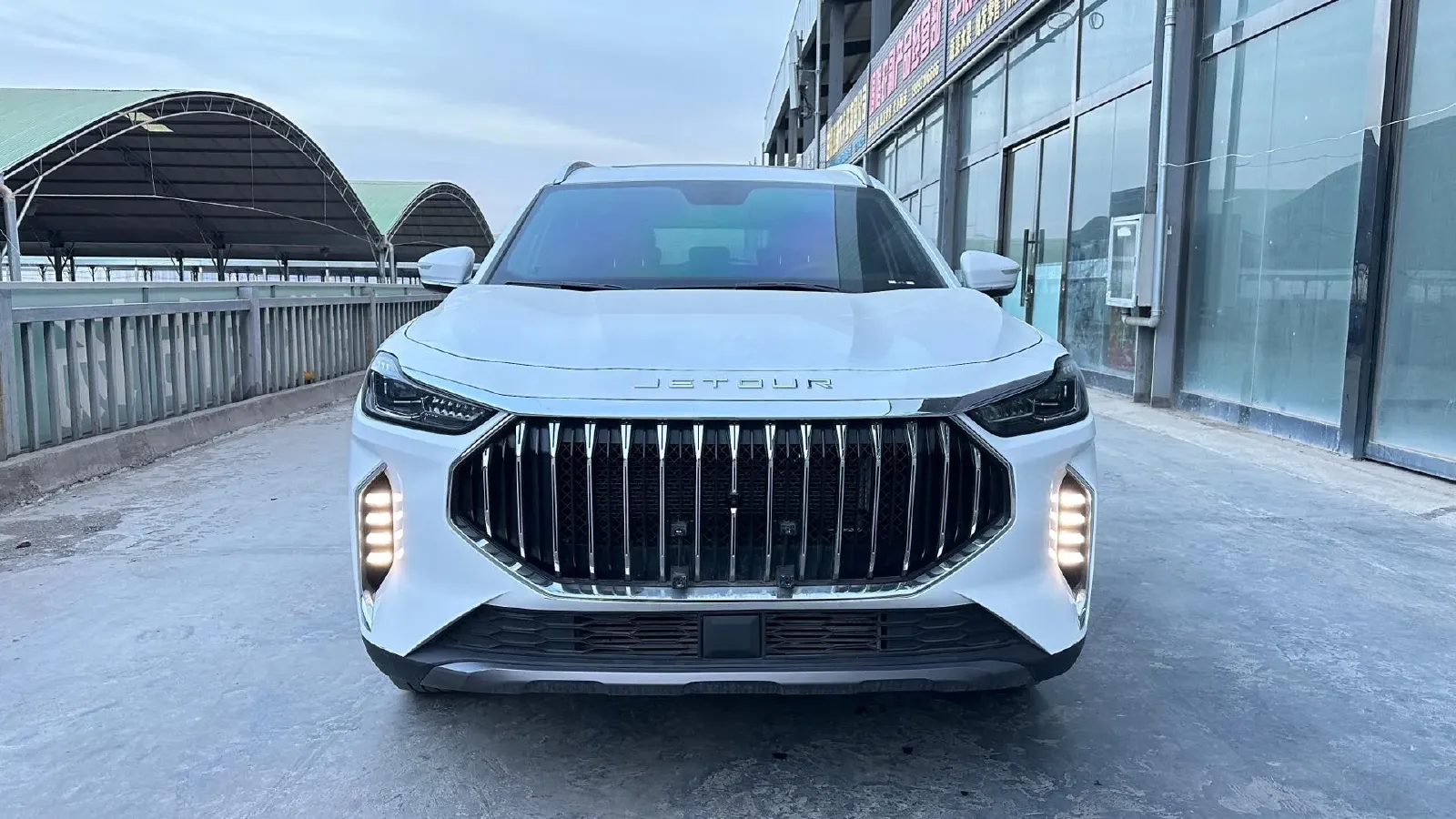 2023 Jetour X70 Plus 1.6T 197HP L4 7DCT,autocango,china used car exporter,china ev exporter,chinese used car exporter,chinese used ev exporter