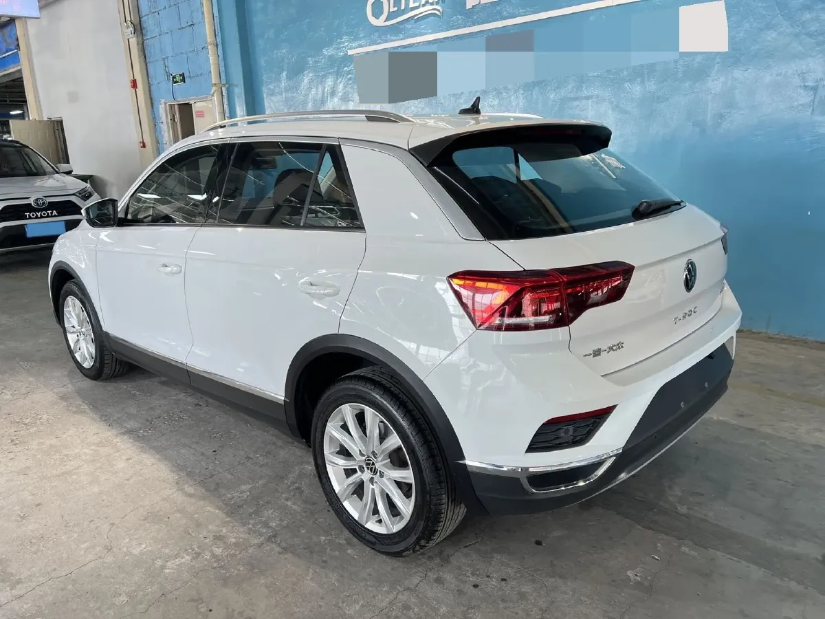 2022 Volkswagen T-Roc 1.4T 150HP L4 7DCT,autocango,china used car exporter,china ev exporter,chinese used car exporter,chinese used ev exporter