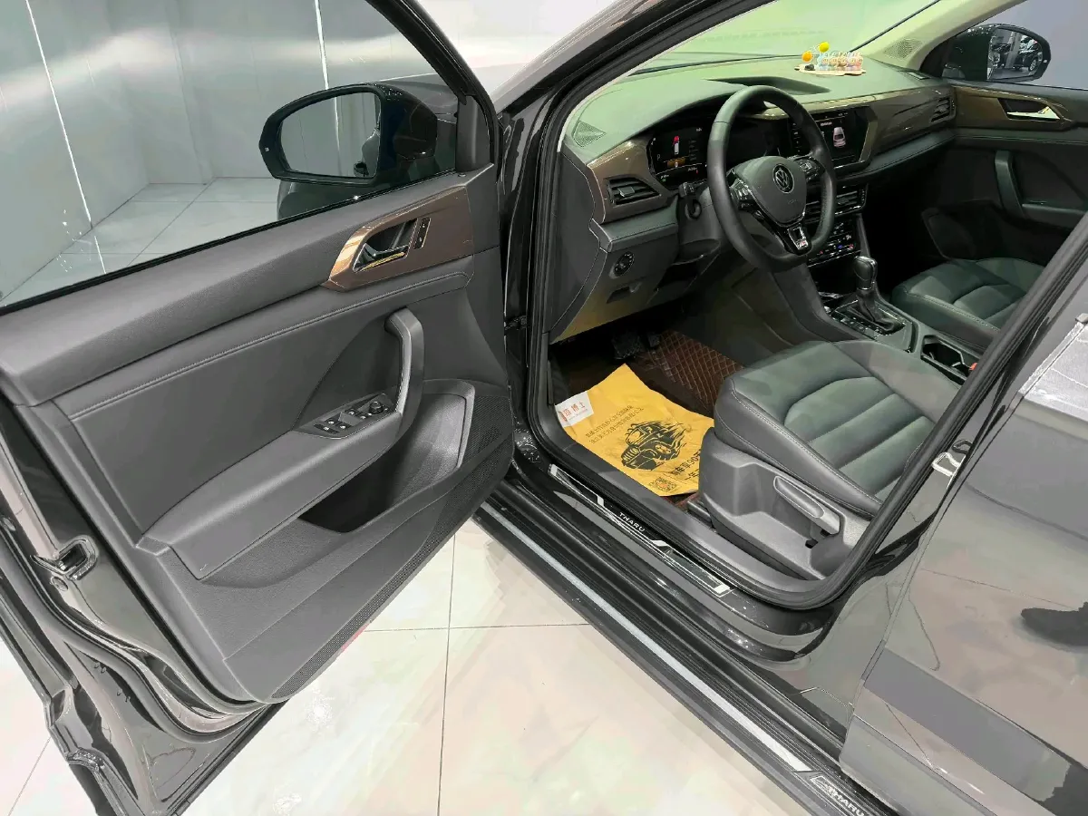 2022 Ford Transit 2.0T 202HP L4 6AT,autocango,china used car exporter,china ev exporter,chinese used car exporter,chinese used ev exporter
