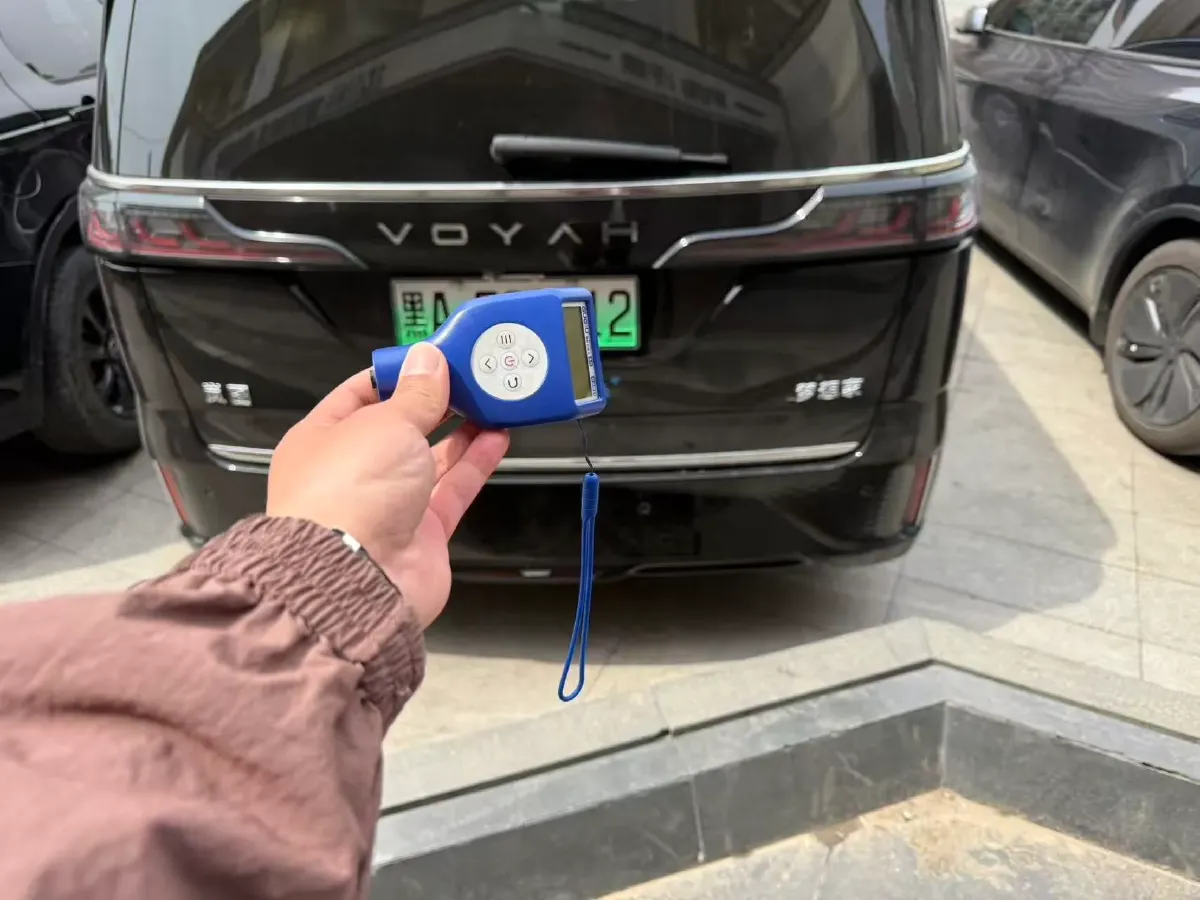 2025 Voyah Dream 1.5T 150HP L4 PHEV 41.7KWH,autocango,china used car exporter,china ev exporter,chinese used car exporter,chinese used ev exporter