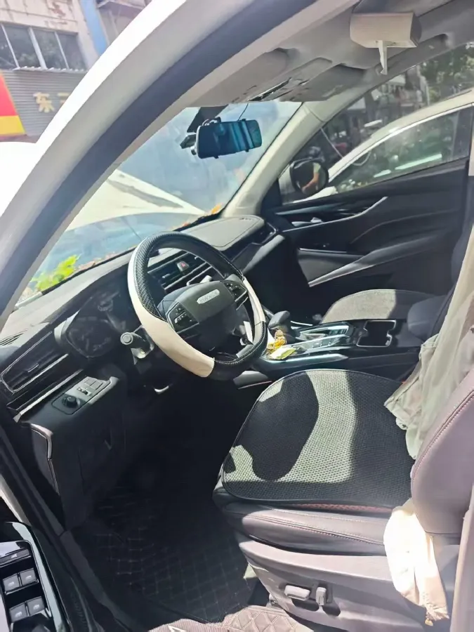 2020 MAXUS D60 1.5T 169HP L4 7DCT,autocango,china used car exporter,china ev exporter,chinese used car exporter,chinese used ev exporter
