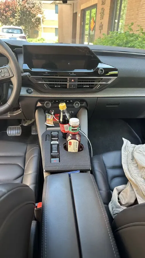 2022 Citroen C5 X 1.6T 175HP L4 8AT,autocango,china used car exporter,china ev exporter,chinese used car exporter,chinese used ev exporter