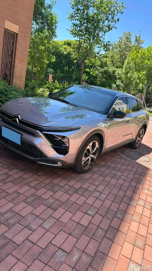 2022 Citroen C5 X 1.6T 175HP L4 8AT,autocango,china used car exporter,china ev exporter,chinese used car exporter,chinese used ev exporter