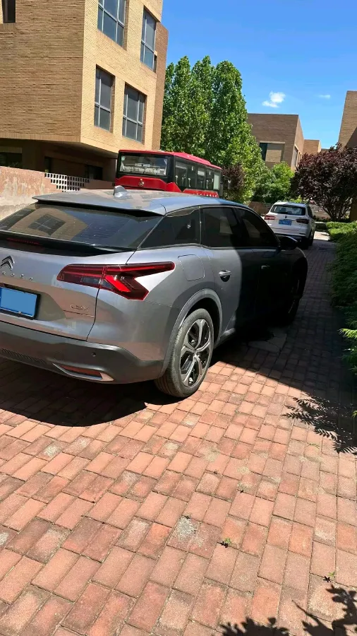 2022 Citroen C5 X 1.6T 175HP L4 8AT,autocango,china used car exporter,china ev exporter,chinese used car exporter,chinese used ev exporter