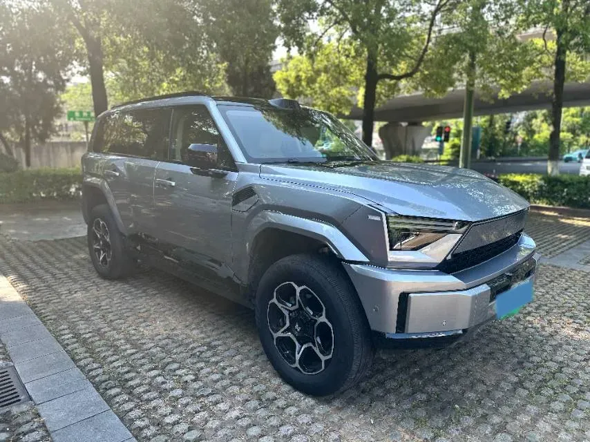 2025 Jetour Zongheng G700 2.0T 211HP L4 2DHT PHEV,autocango,china used car exporter,china ev exporter,chinese used car exporter,chinese used ev exporter