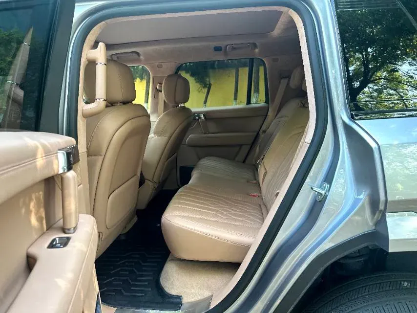 2025 Jetour Zongheng G700 2.0T 211HP L4 2DHT PHEV,autocango,china used car exporter,china ev exporter,chinese used car exporter,chinese used ev exporter