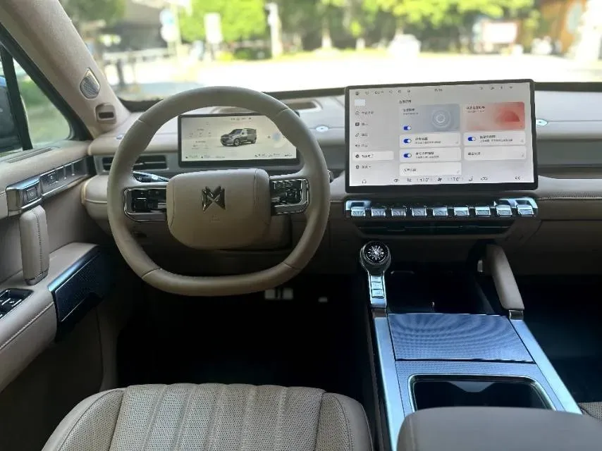 2025 Jetour Zongheng G700 2.0T 211HP L4 2DHT PHEV,autocango,china used car exporter,china ev exporter,chinese used car exporter,chinese used ev exporter