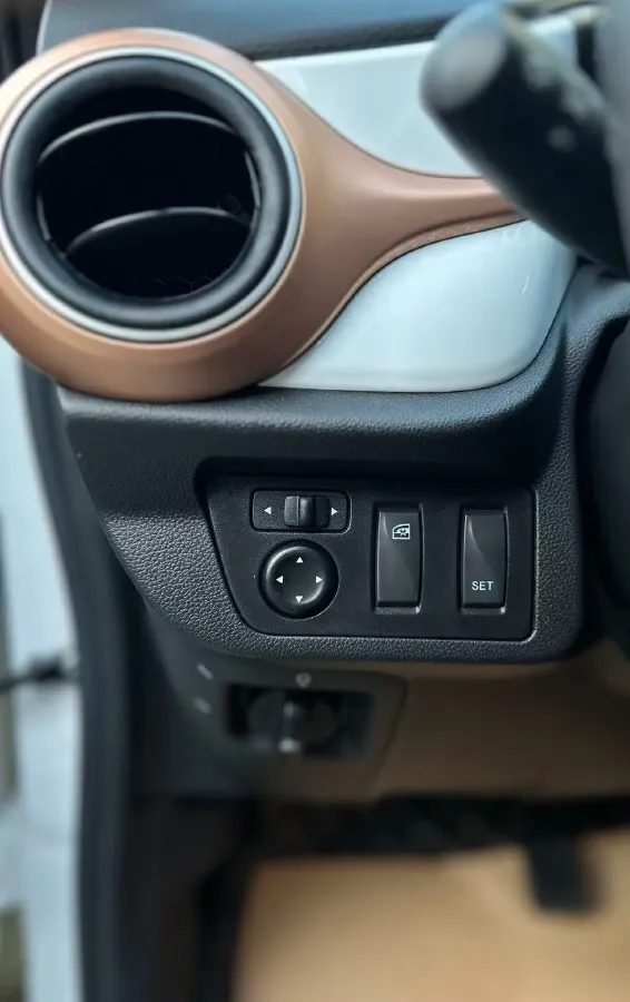 2022 DongFeng Nammi BOX BEV 27.17KWH,autocango,china used car exporter,china ev exporter,chinese used car exporter,chinese used ev exporter