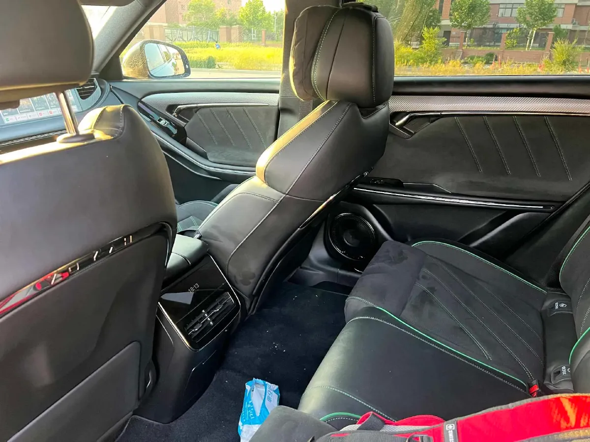 2025 Voyah FREE 1.5T 150HP L4 REEV 43KWH,autocango,china used car exporter,china ev exporter,chinese used car exporter,chinese used ev exporter