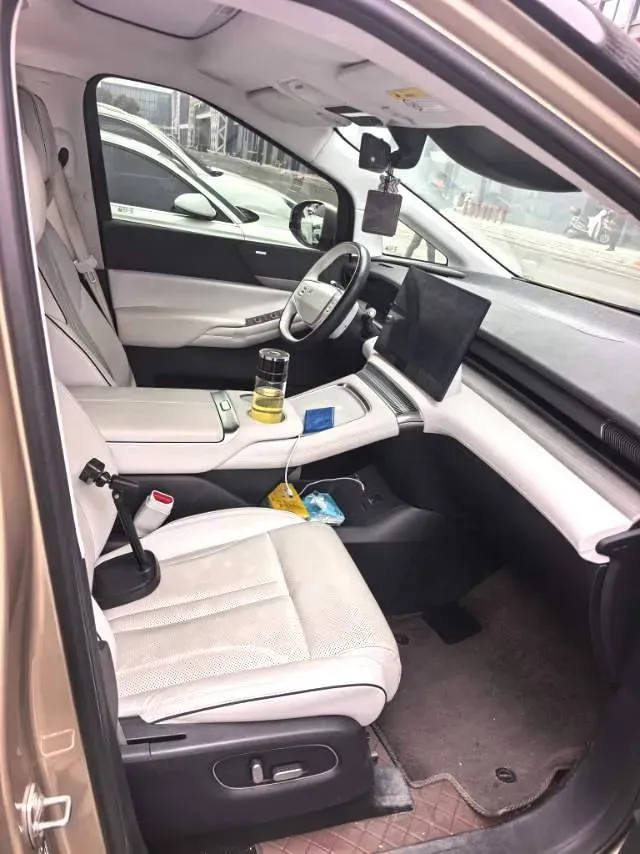 2024 Xpeng X9 BEV 101.5KWH,autocango,china used car exporter,china ev exporter,chinese used car exporter,chinese used ev exporter