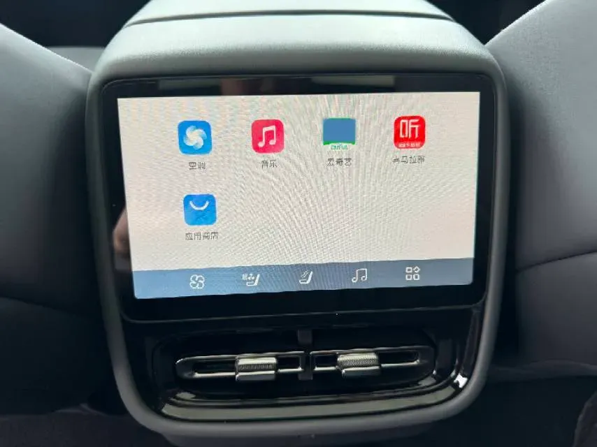 2024 Xpeng P7+ BEV 60.7KWH,autocango,china used car exporter,china ev exporter,chinese used car exporter,chinese used ev exporter