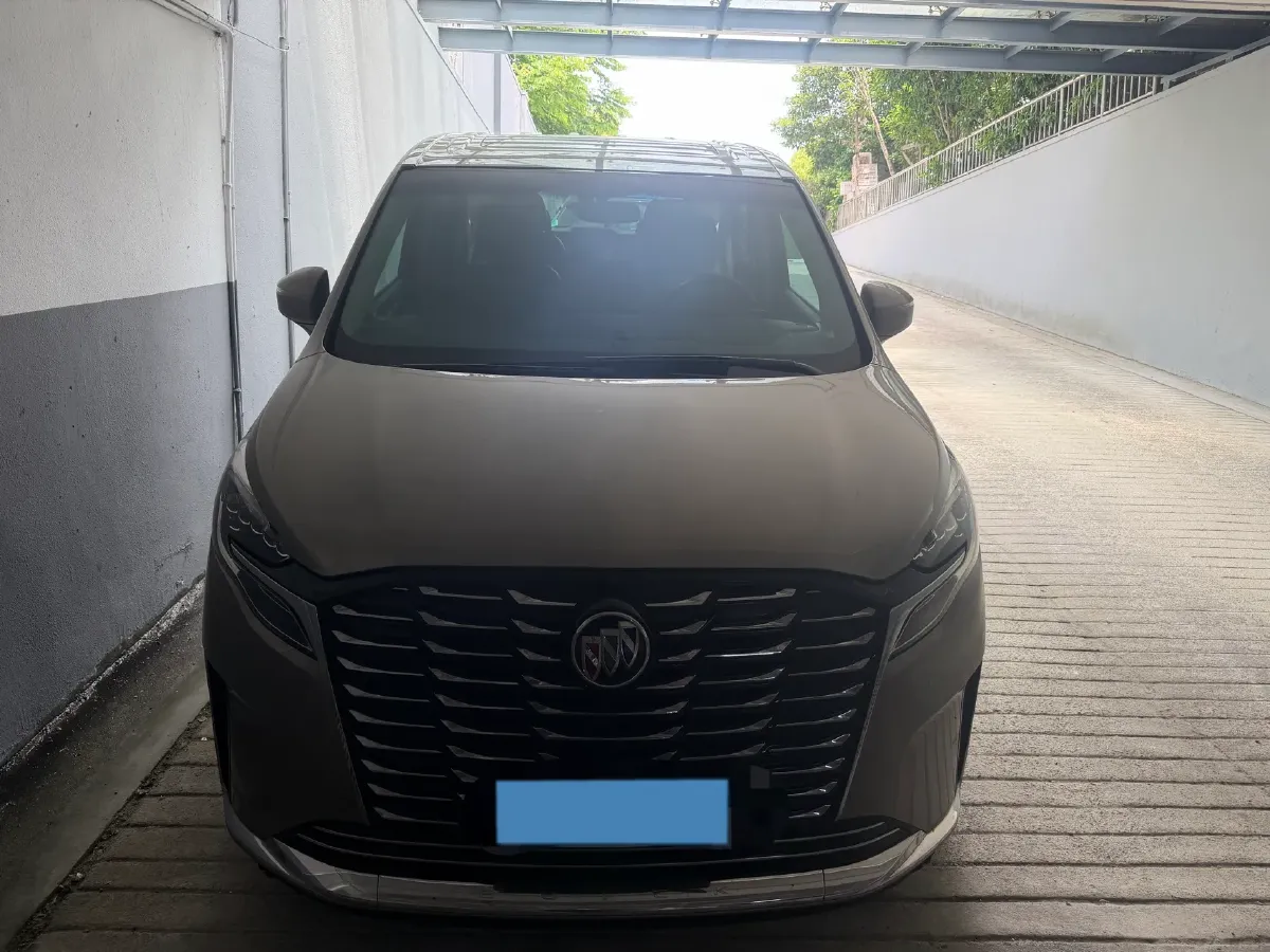 2023 Buick GL8 2.0T 237HP L4 9AT,autocango,china used car exporter,china ev exporter,chinese used car exporter,chinese used ev exporter
