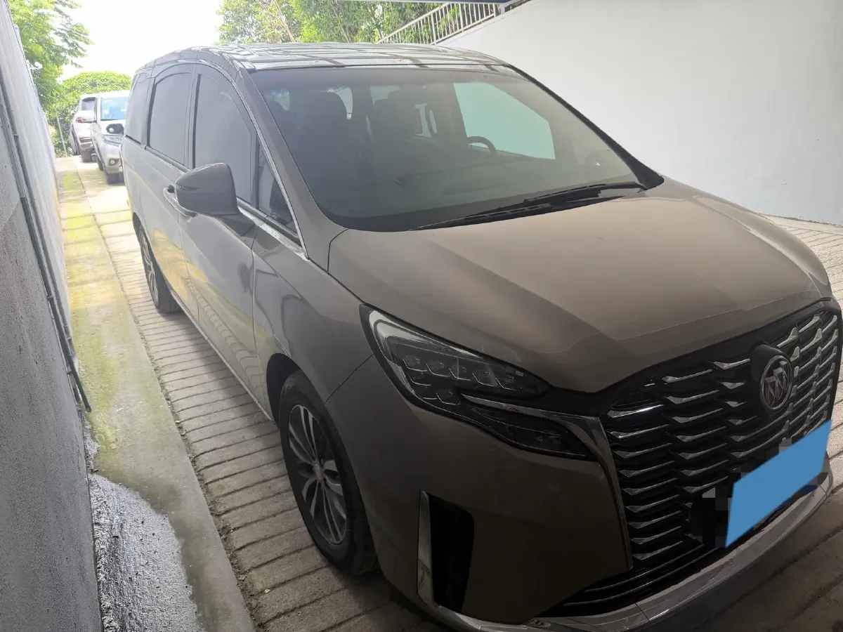 2023 Buick GL8 2.0T 237HP L4 9AT,autocango,china used car exporter,china ev exporter,chinese used car exporter,chinese used ev exporter