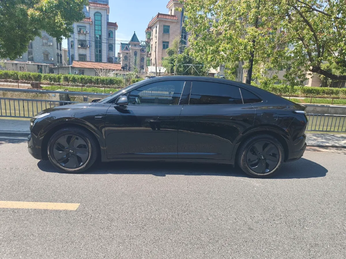 2024 ONVO L60 BEV 60KWH,autocango,china used car exporter,china ev exporter,chinese used car exporter,chinese used ev exporter