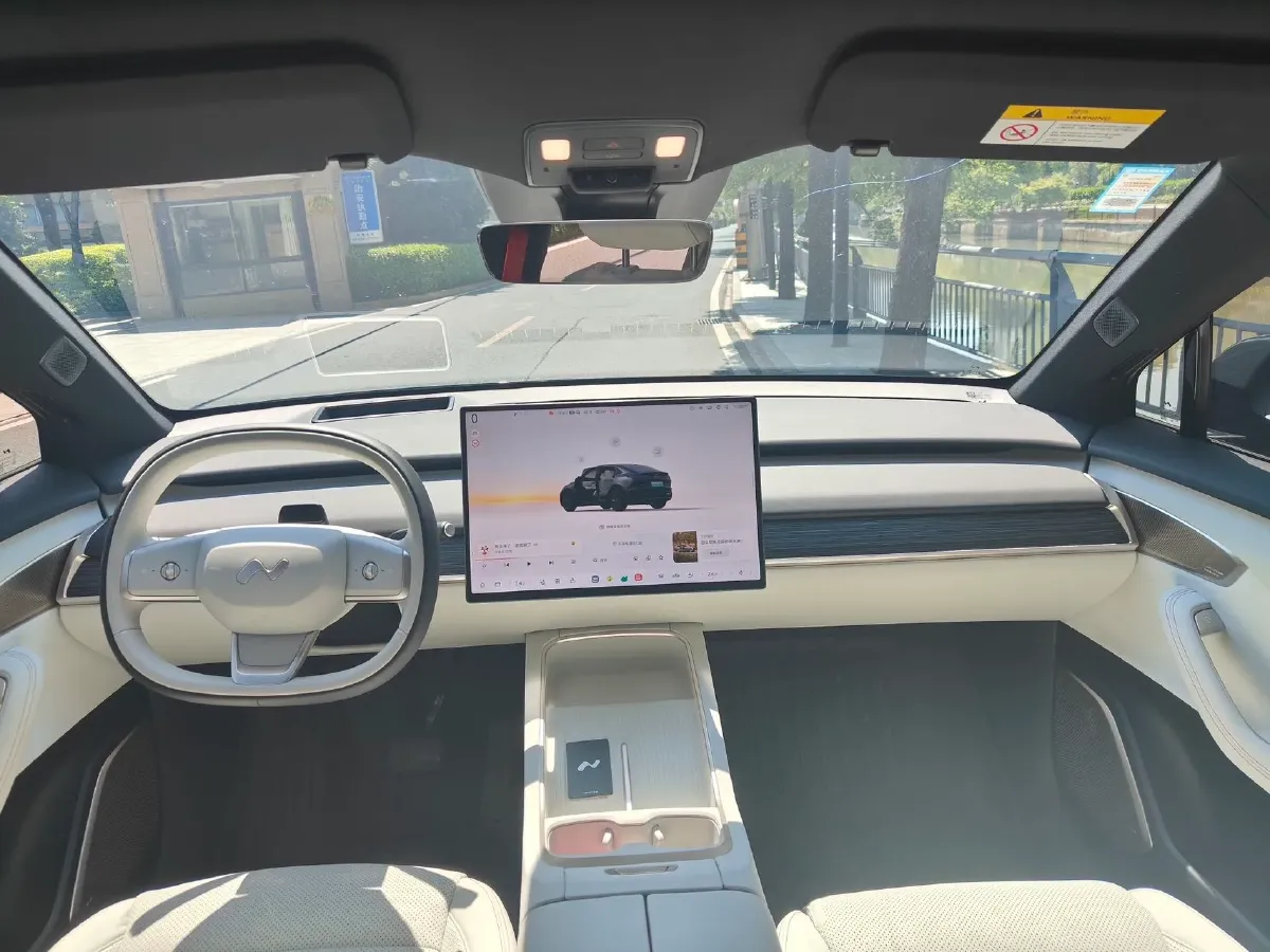 2024 ONVO L60 BEV 60KWH,autocango,china used car exporter,china ev exporter,chinese used car exporter,chinese used ev exporter