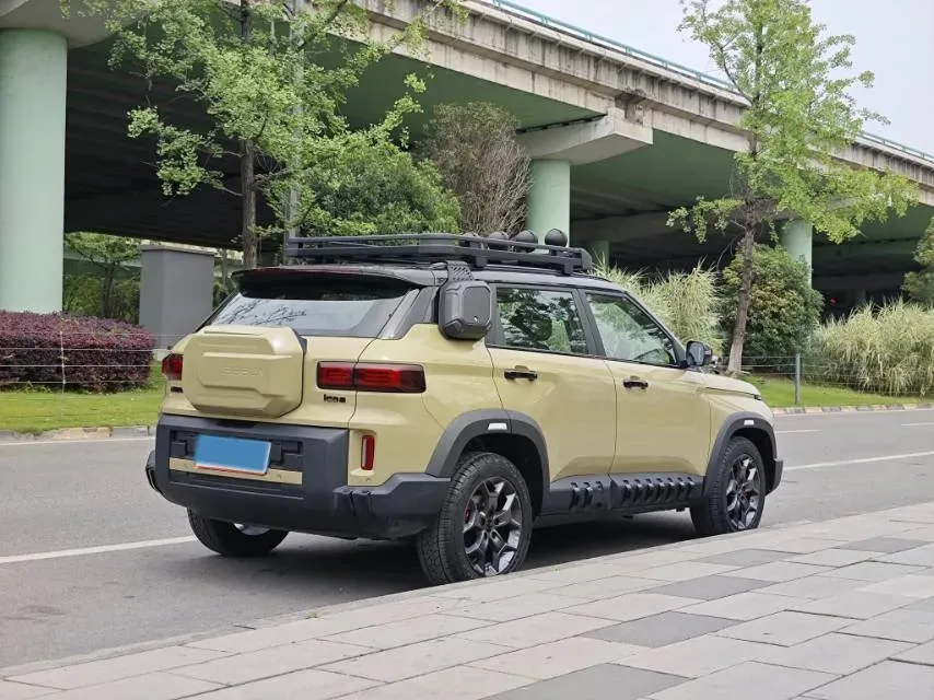 2025 Geely Cowboy 1.5T 181HP L4 7DCT,autocango,china used car exporter,china ev exporter,chinese used car exporter,chinese used ev exporter