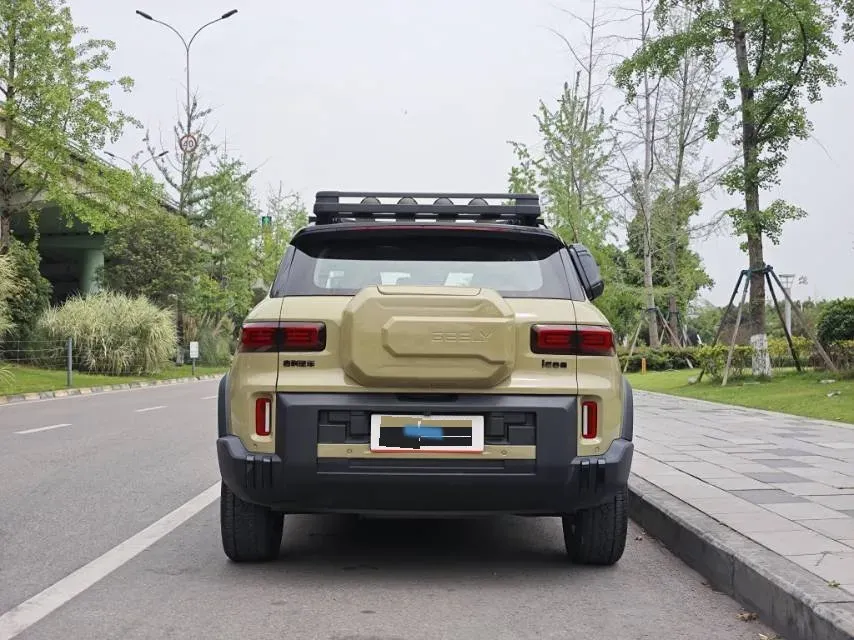 2025 Geely Cowboy 1.5T 181HP L4 7DCT,autocango,china used car exporter,china ev exporter,chinese used car exporter,chinese used ev exporter