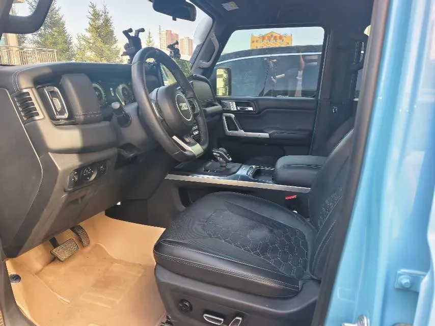 2025 212 212 T01 2.0T 252HP L4 8AT,autocango,china used car exporter,china ev exporter,chinese used car exporter,chinese used ev exporter