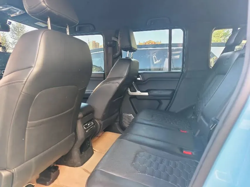 2025 212 212 T01 2.0T 252HP L4 8AT,autocango,china used car exporter,china ev exporter,chinese used car exporter,chinese used ev exporter