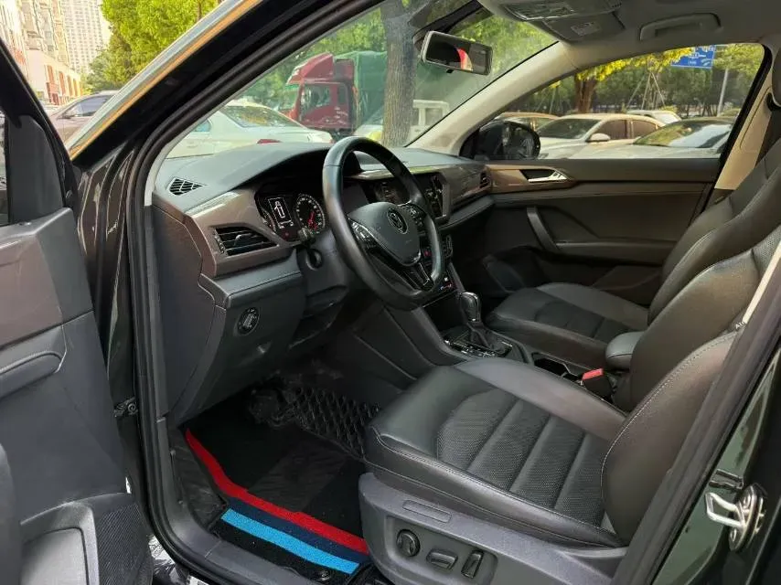 2021 Volkswagen Tharu 1.4T 150HP L4 7DCT,autocango,china used car exporter,china ev exporter,chinese used car exporter,chinese used ev exporter