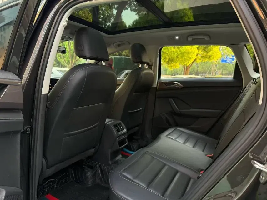 2021 Volkswagen Tharu 1.4T 150HP L4 7DCT,autocango,china used car exporter,china ev exporter,chinese used car exporter,chinese used ev exporter