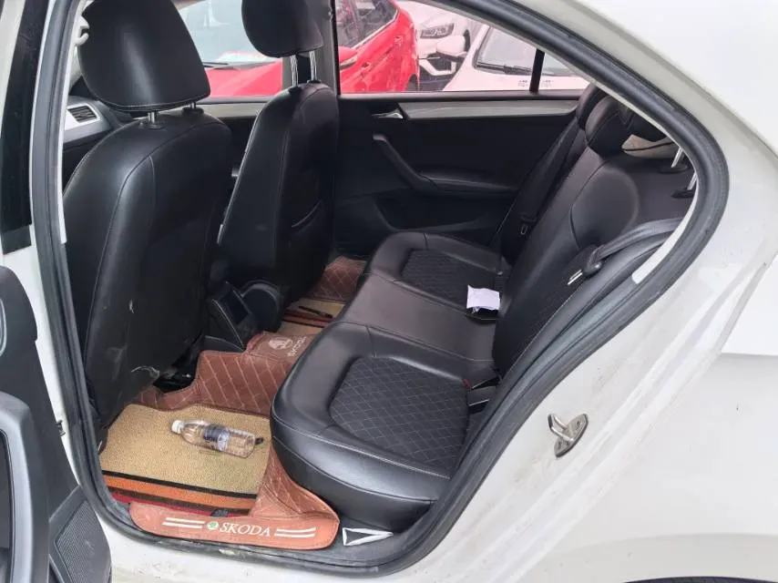 2019 SWM G01 1.5T 156HP L4 6AT,autocango,china used car exporter,china ev exporter,chinese used car exporter,chinese used ev exporter