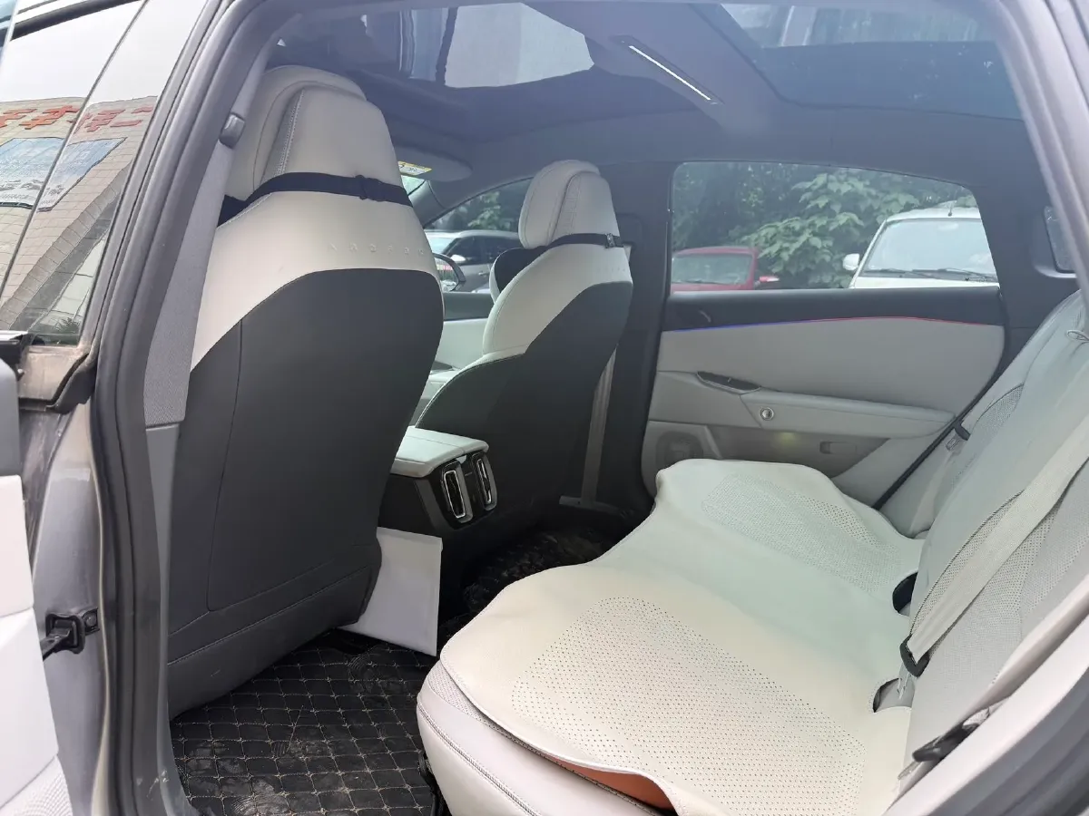 2025 ARCFOX αS5 BEV,autocango,china used car exporter,china ev exporter,chinese used car exporter,chinese used ev exporter
