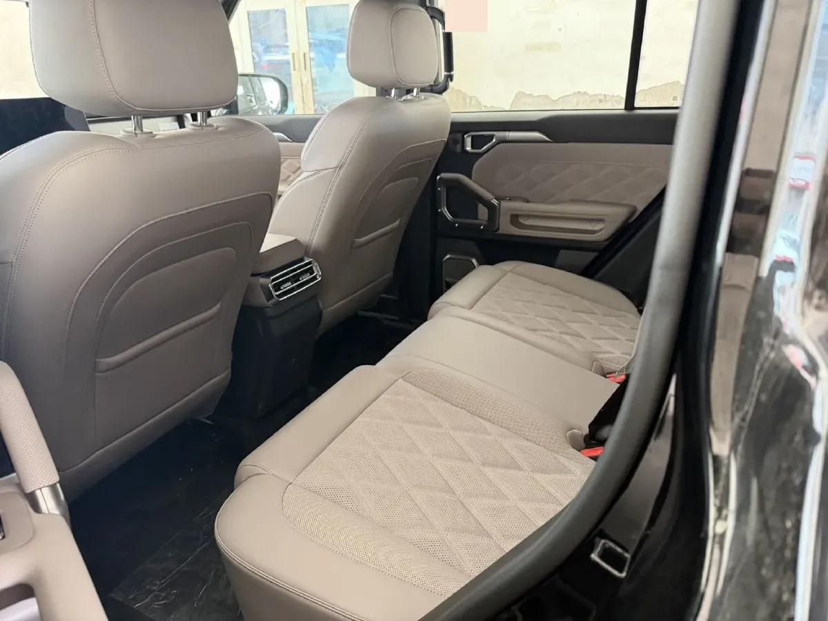 2026 Jetour ShanHai TravellerC-DM 1.5T 156HP L4 3DHT PHEV,autocango,china used car exporter,china ev exporter,chinese used car exporter,chinese used ev exporter