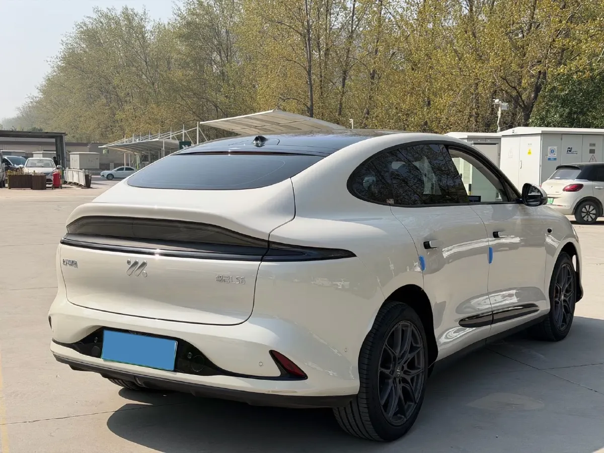 2023 IM LS6 BEV 71KWH,autocango,china used car exporter,china ev exporter,chinese used car exporter,chinese used ev exporter