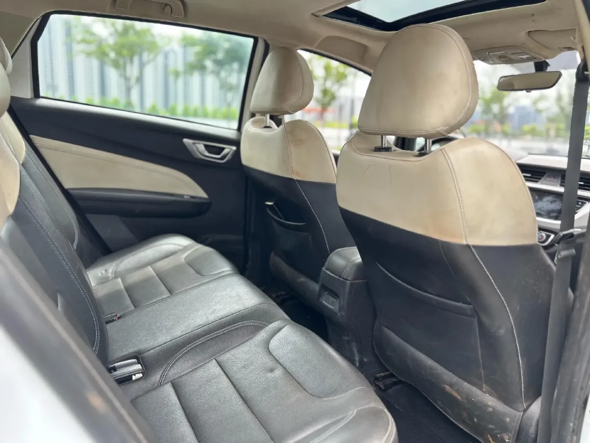 2020 Livan Maple 30X BEV 37KWH,autocango,china used car exporter,china ev exporter,chinese used car exporter,chinese used ev exporter