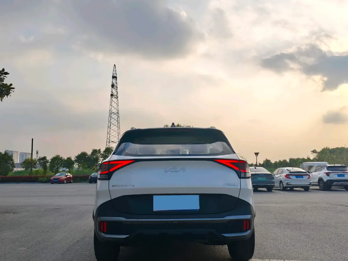 2025 Kia Sportage 1.5T 200HP L4 8AT,autocango,china used car exporter,china ev exporter,chinese used car exporter,chinese used ev exporter