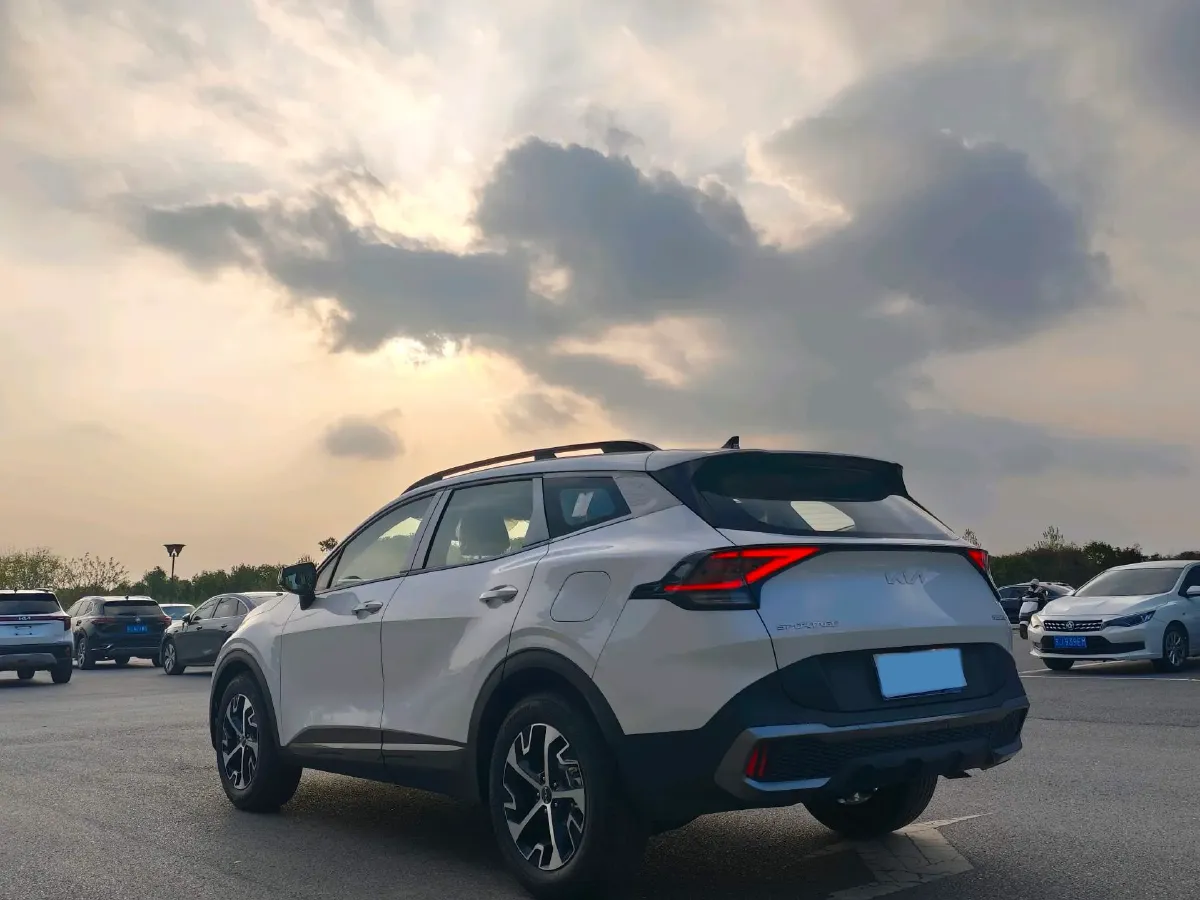 2025 Kia Sportage 1.5T 200HP L4 8AT,autocango,china used car exporter,china ev exporter,chinese used car exporter,chinese used ev exporter