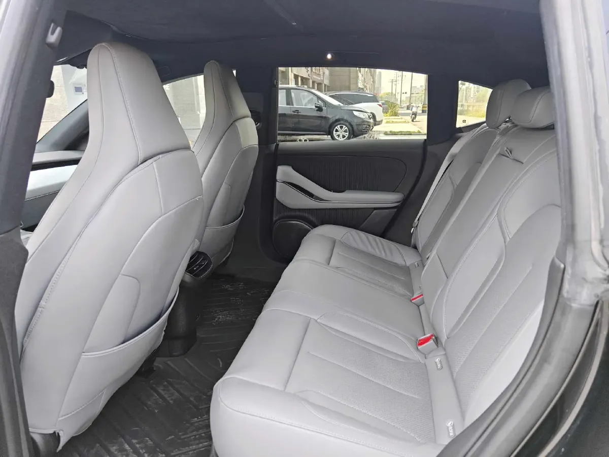 2022 JunTian HeiWuShi Youth 2.0T 203HP L4 6AT,autocango,china used car exporter,china ev exporter,chinese used car exporter,chinese used ev exporter