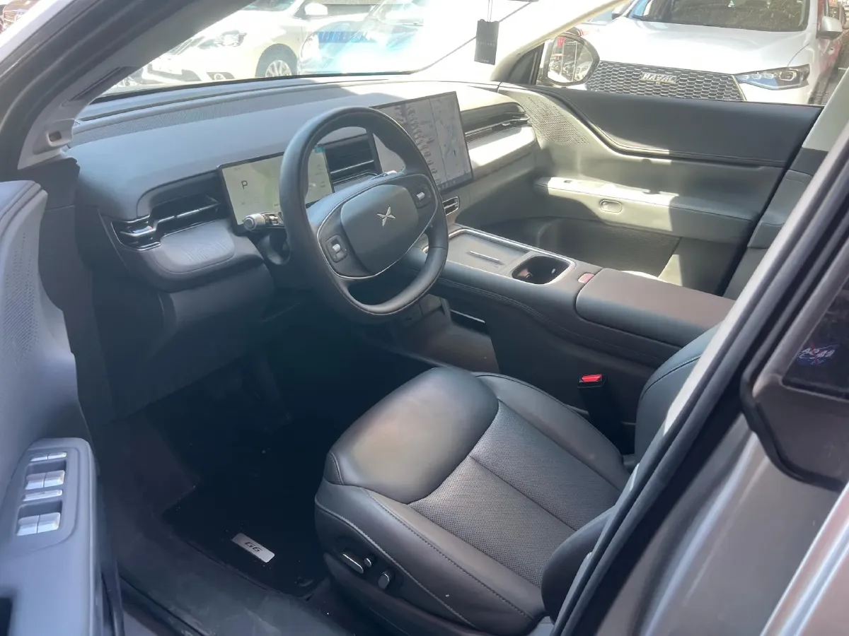 2025 Xpeng G6 BEV 68.5KWH,autocango,china used car exporter,china ev exporter,chinese used car exporter,chinese used ev exporter