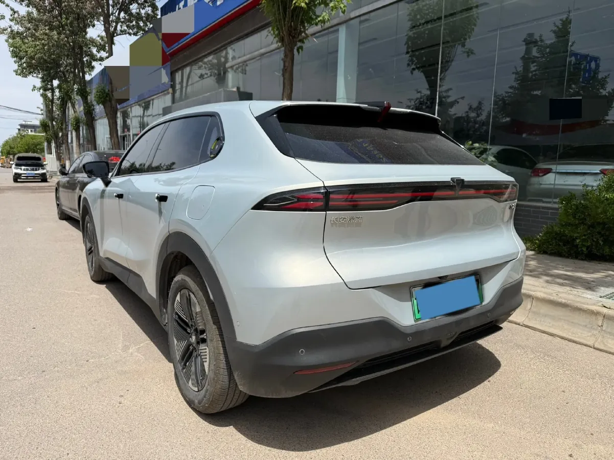 2026 Deepal S05 1.5L 98HP L4 REEV,autocango,china used car exporter,china ev exporter,chinese used car exporter,chinese used ev exporter
