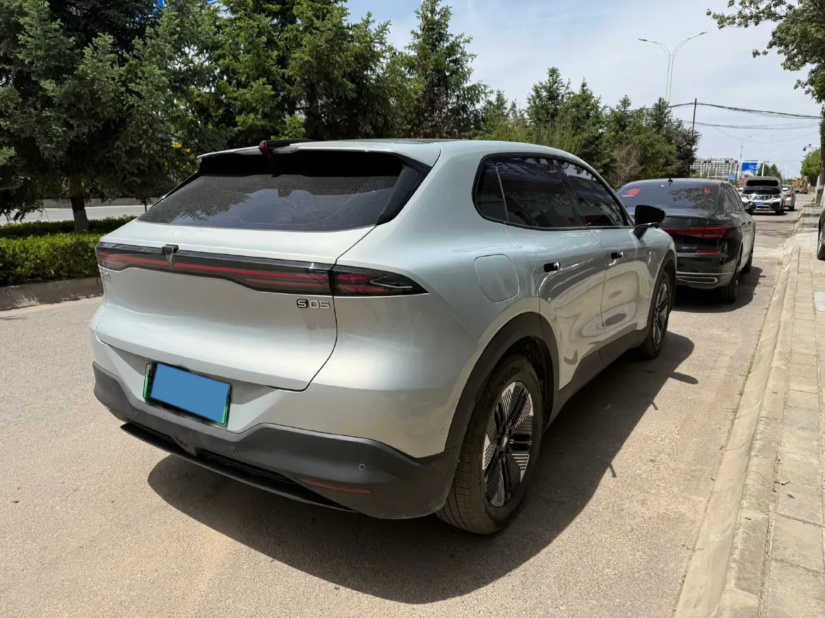 2026 Deepal S05 1.5L 98HP L4 REEV,autocango,china used car exporter,china ev exporter,chinese used car exporter,chinese used ev exporter
