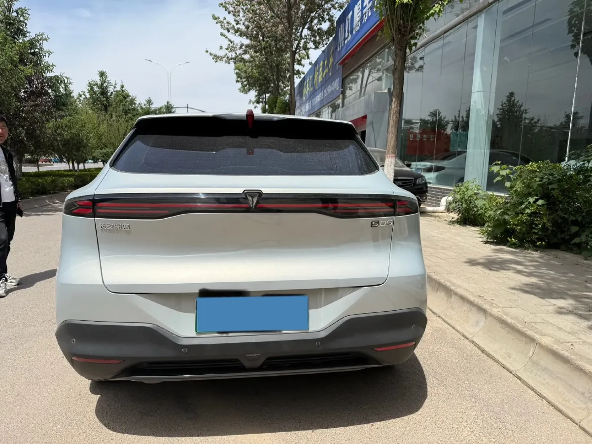 2026 Deepal S05 1.5L 98HP L4 REEV,autocango,china used car exporter,china ev exporter,chinese used car exporter,chinese used ev exporter