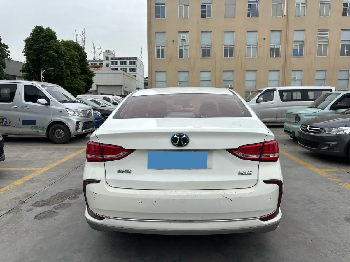 2018 BeiJing Auto EU5 BEV 60.23KWH,autocango,china used car exporter,china ev exporter,chinese used car exporter,chinese used ev exporter