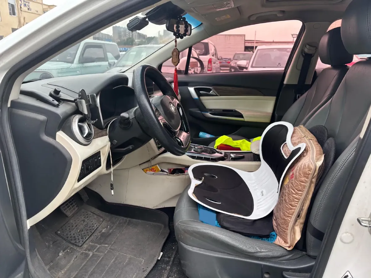 2018 BeiJing Auto EU5 BEV 60.23KWH,autocango,china used car exporter,china ev exporter,chinese used car exporter,chinese used ev exporter