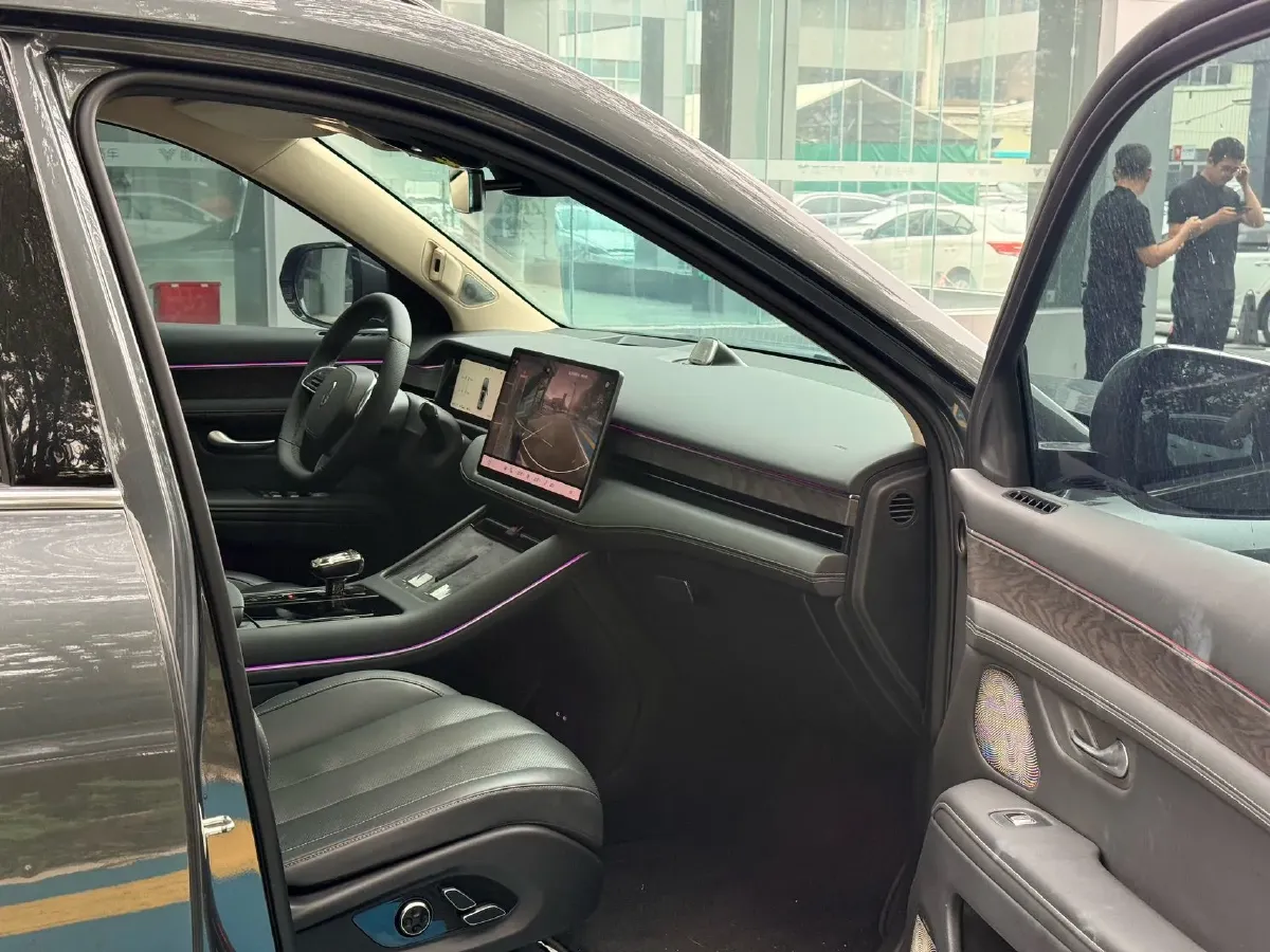 2022 Volvo S60 2.0T 197HP L4 8AT,autocango,china used car exporter,china ev exporter,chinese used car exporter,chinese used ev exporter