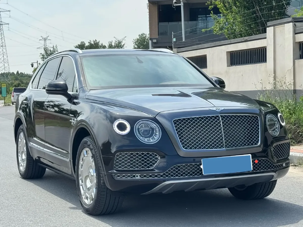 2017 Bentley Flying Spur 4.0T 507HP V8 8AT,autocango,china used car exporter,china ev exporter,chinese used car exporter,chinese used ev exporter