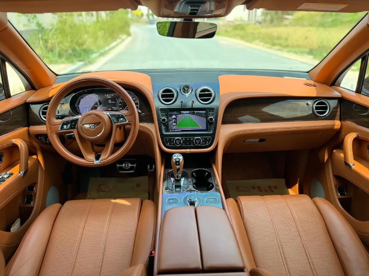 2017 Bentley Flying Spur 4.0T 507HP V8 8AT,autocango,china used car exporter,china ev exporter,chinese used car exporter,chinese used ev exporter