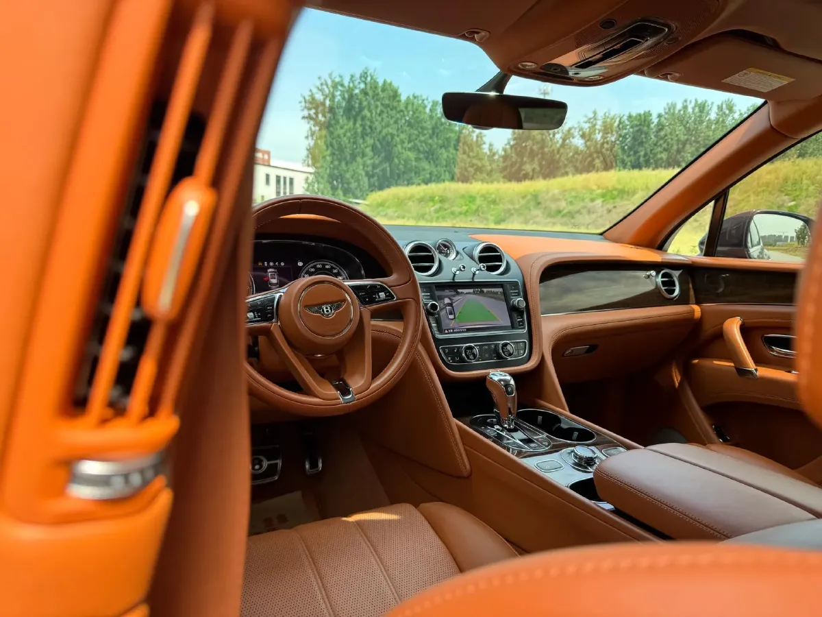 2017 Bentley Flying Spur 4.0T 507HP V8 8AT,autocango,china used car exporter,china ev exporter,chinese used car exporter,chinese used ev exporter
