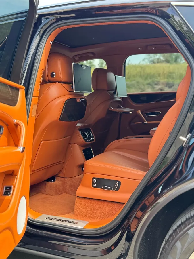 2017 Bentley Flying Spur 4.0T 507HP V8 8AT,autocango,china used car exporter,china ev exporter,chinese used car exporter,chinese used ev exporter