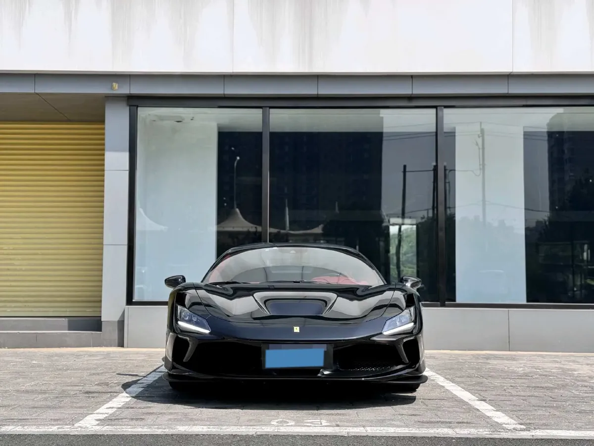 2019 Aston Martin DB11 5.2T 639HP V12 8AT,autocango,china used car exporter,china ev exporter,chinese used car exporter,chinese used ev exporter