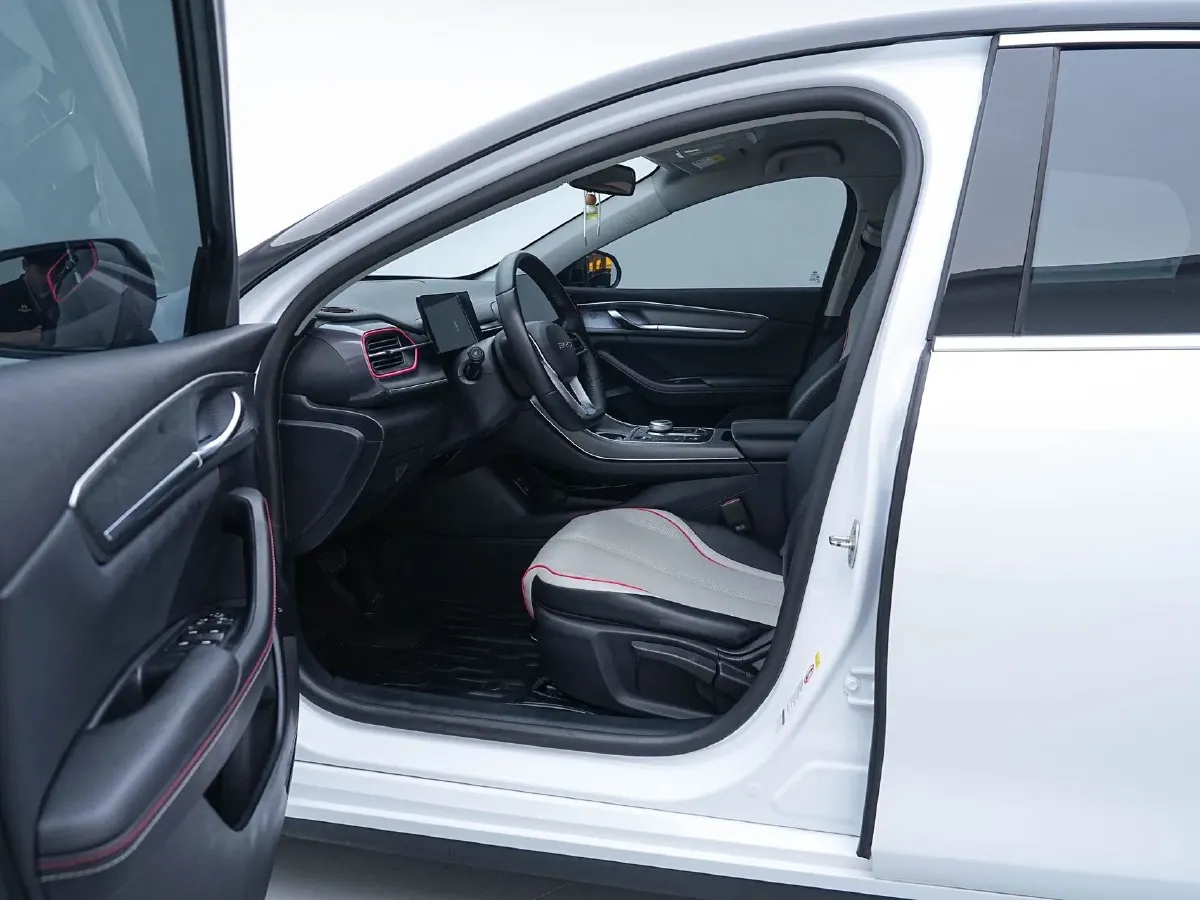 2022 VGV VX7 2.0T 224HP L4 8AT,autocango,china used car exporter,china ev exporter,chinese used car exporter,chinese used ev exporter
