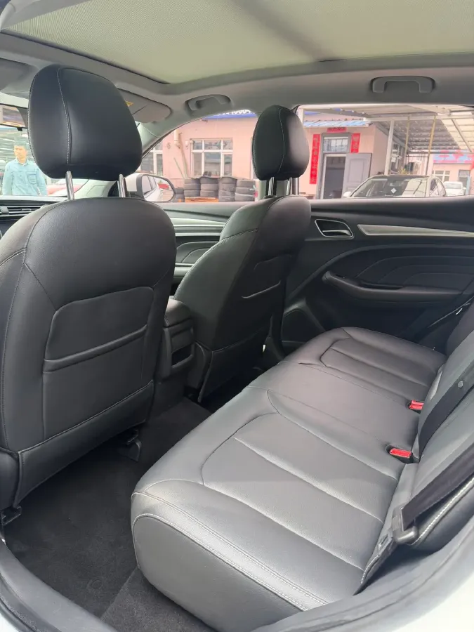 2020 Roewe RX3 1.6L 125HP L4 CVT,autocango,china used car exporter,china ev exporter,chinese used car exporter,chinese used ev exporter