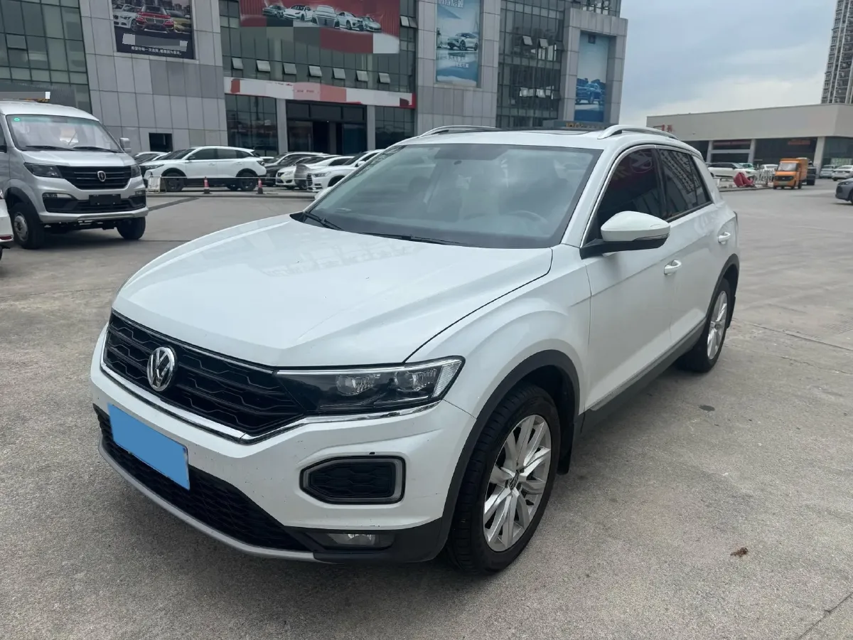 2022 Volkswagen T-Roc 1.4T 150HP L4 7DCT,autocango,china used car exporter,china ev exporter,chinese used car exporter,chinese used ev exporter